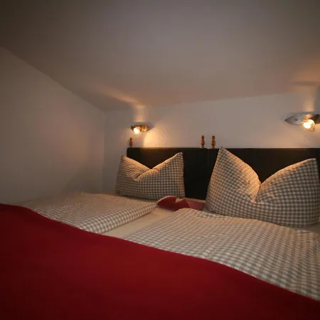 Neurauter-2 By Interhome *